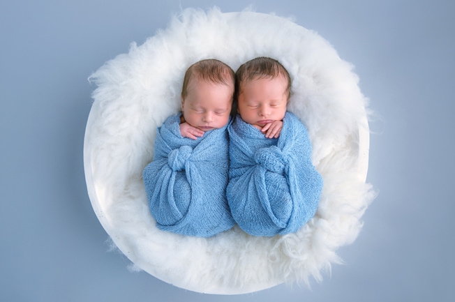 Burt and Freddie’s Twin Newborn Shoot with Suffolk Photographer Alison McKenny